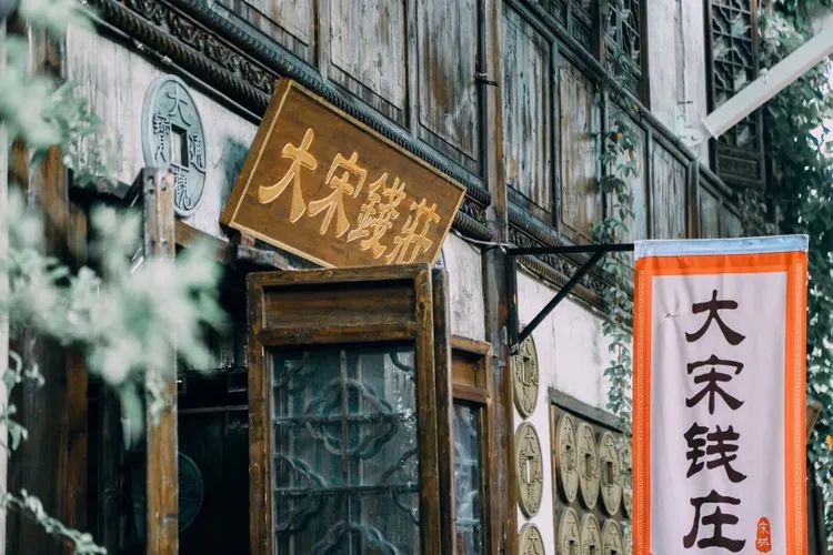 四月旅行推荐|这个10个目的地藏着令人惊艳的春天~休闲区蓝鸢梦想 - Www.slyday.coM 四月旅行推荐|这个10个目的地藏着令人惊艳的春天~休闲区蓝鸢梦想 - Www.slyday.coM