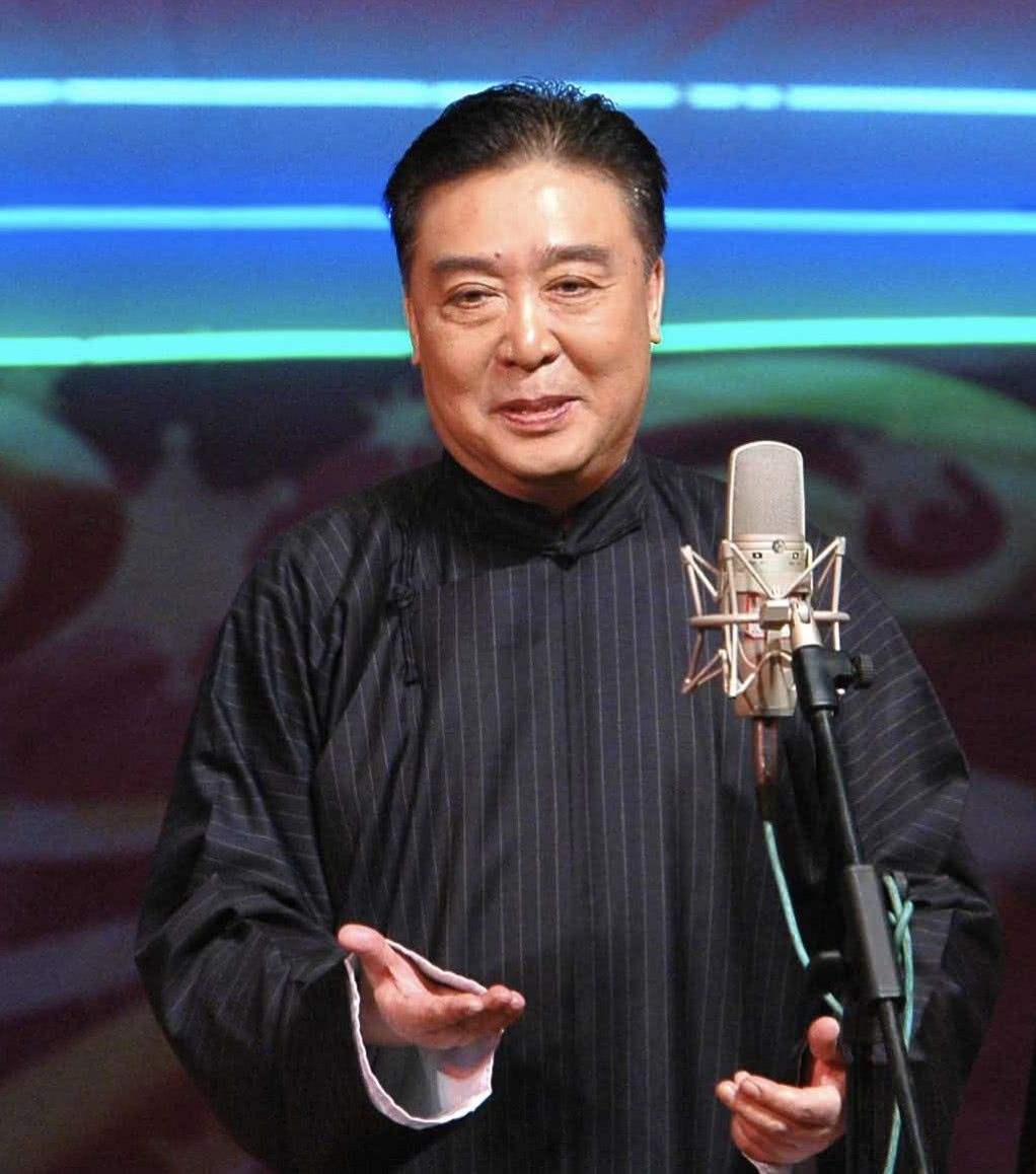 师胜杰去世已3年女儿在国外生活63岁老妻的痴爱让人泪目