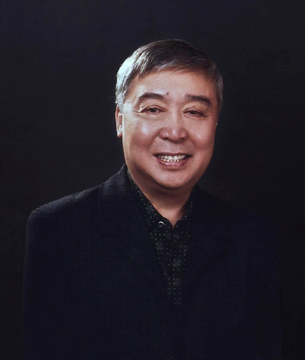 师胜杰去世已3年女儿在国外生活63岁老妻的痴爱让人泪目