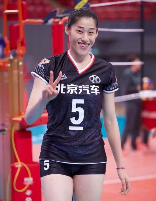 奥运冠军刘晓彤曾是郎平爱徒现官宣退役自述未来计划