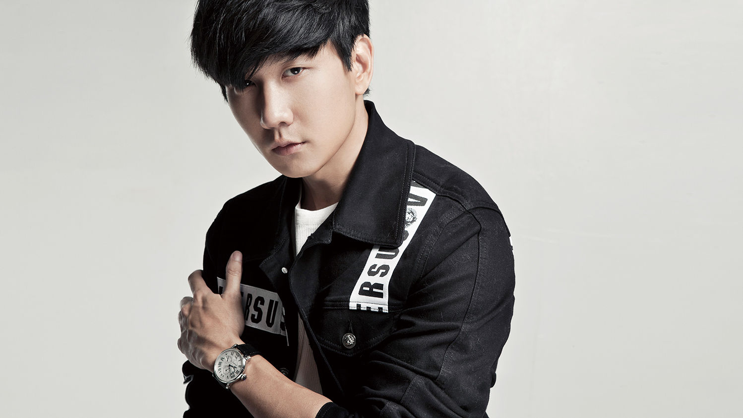 林俊杰风波后首度开唱状态虽欠佳歌里却是他犀利的反击