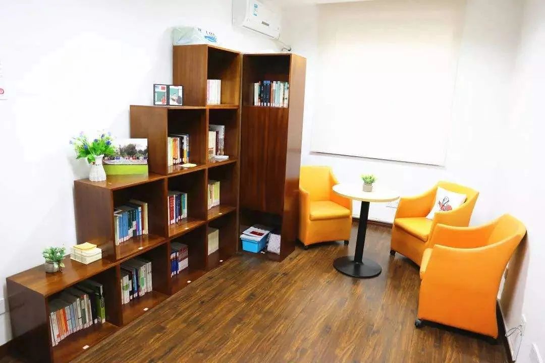 疫情封校48小时，复旦浙大发生的这一幕，让我看清原来这才是名校最大的福利休闲区蓝鸢梦想 - Www.slyday.coM