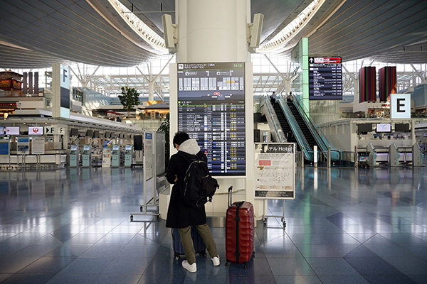 已有17个国家及地区出现“奥密克戎”感染病例，日本“封国”，多国升级旅行禁令休闲区蓝鸢梦想 - Www.slyday.coM