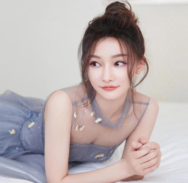 miss大小姐登上王者后,让粉丝出来"单挑"?巨像塞恩成上分神器