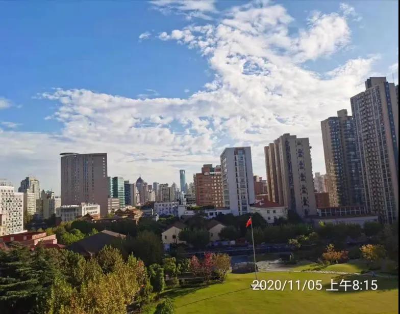 一年1424次！复旦学霸图书馆打卡上热搜！网友：怪不得能上复旦休闲区蓝鸢梦想 - Www.slyday.coM