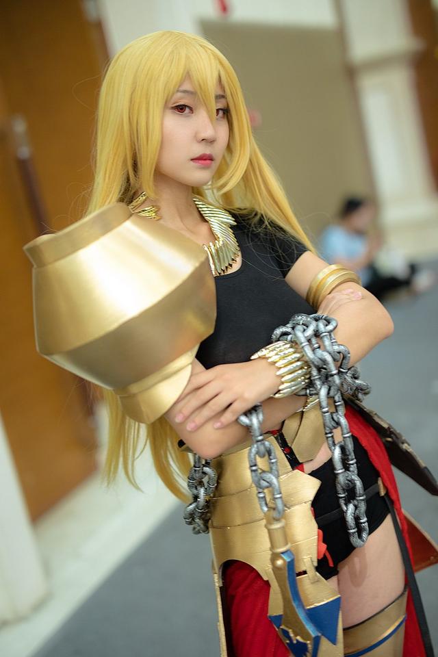 fategrandorder吉尔伽美什cosplay