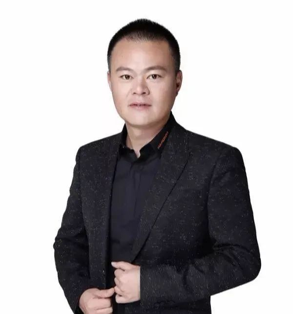 多家房企新总裁上任 80后新面孔越来越多