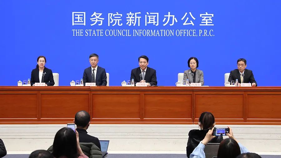 央行回应这些热点问题：当前利率水平合适 存款准备金率水平不高