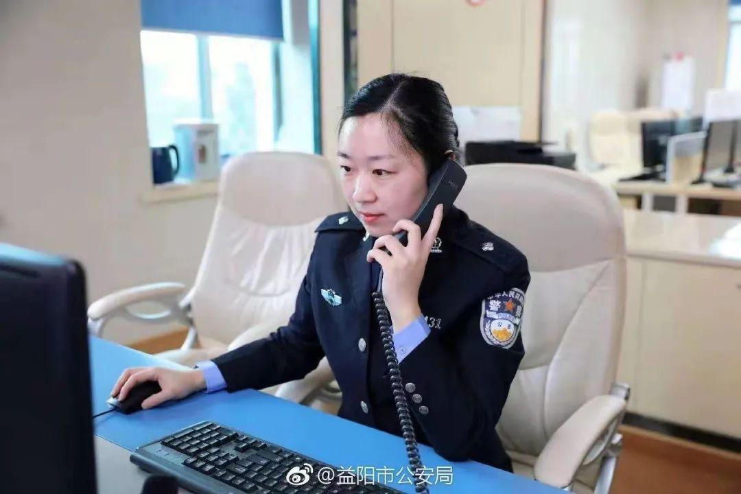 这句话耳熟能详,但110接警室,却是离群众最近也是最远的地方.