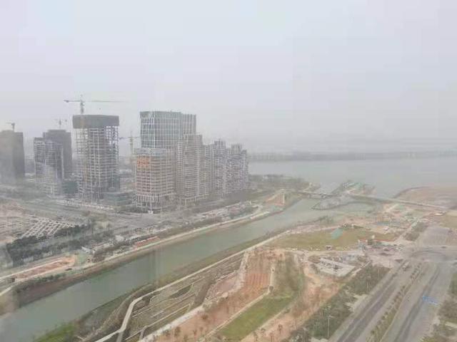 正在建设的前海片区。 张慧敏 摄