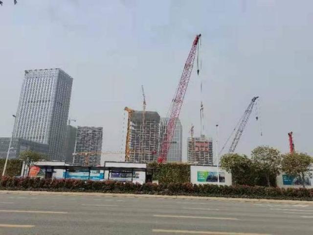 前海片区空置率56.4%！2020年Q4深圳写字楼略回暖难逆低迷大势