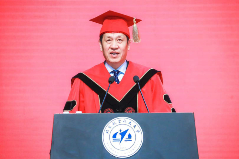 北航迎来2021年首场毕业典礼 5100多名研究生收获学位休闲区蓝鸢梦想 - Www.slyday.coM