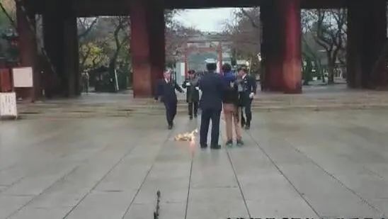 在靖国神社烧“东条英机牌位”的中国人，日本最高法院还是裁定有罪