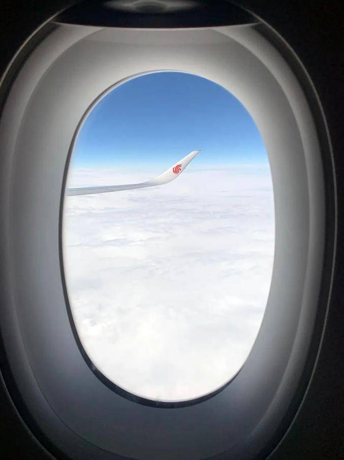 冷知识丨坐飞机喜欢靠窗座位?