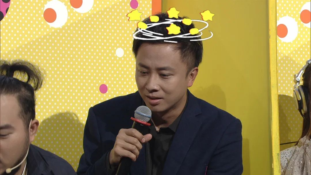 刘丽丹,大卫组成的"热爱的"队   pk   由宋嘉其带领的   刘珂,郭德欣