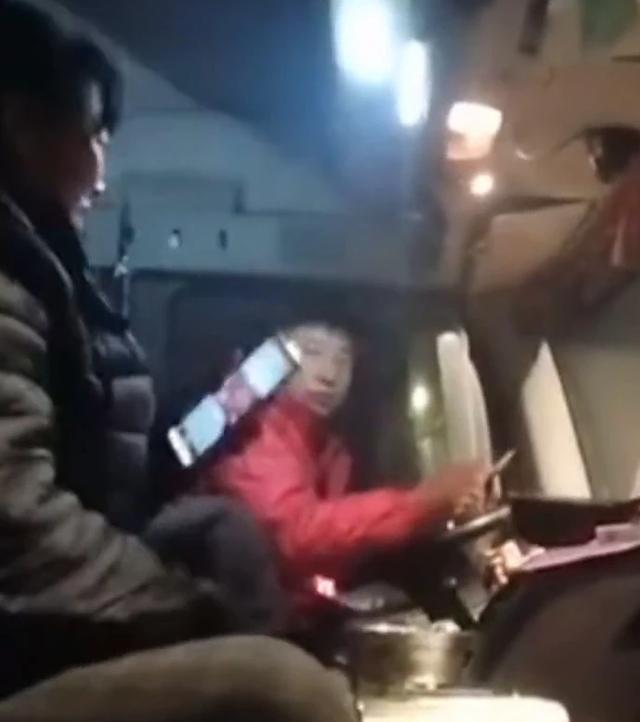 举办一分钟的婚礼、“逆行”献血……这些河北人的举动很暖心休闲区蓝鸢梦想 - Www.slyday.coM