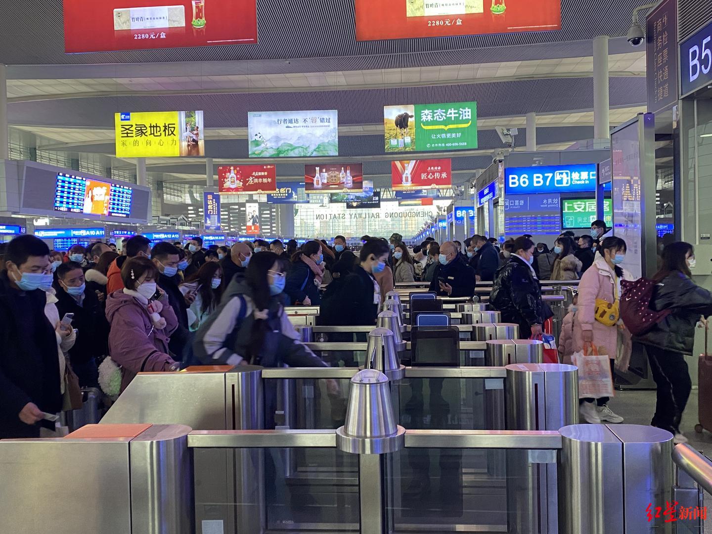 成都东站内部实景图图片