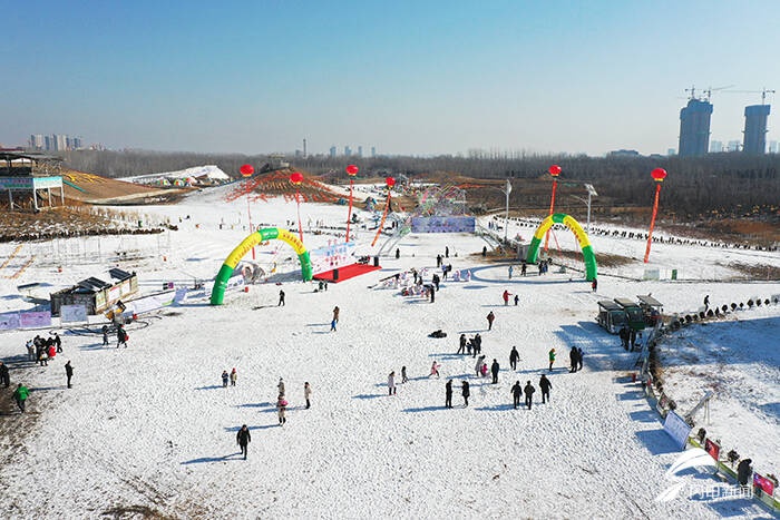 高清大图丨9雪道9雪园99雪景中国德州太阳谷冰雪太乐营开园啦