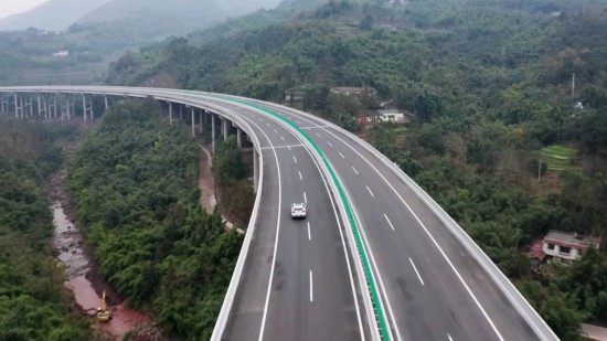 仁沐新高速马边支线元旦通车 结束小凉山地区无高速历史