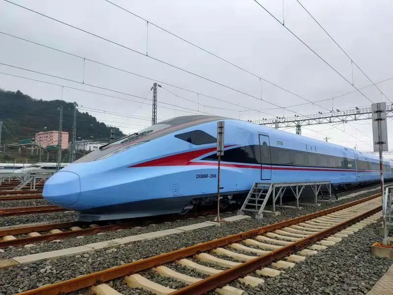 此次国铁集团共给配属给贵州铁路21组复兴号cr300af型动车组.