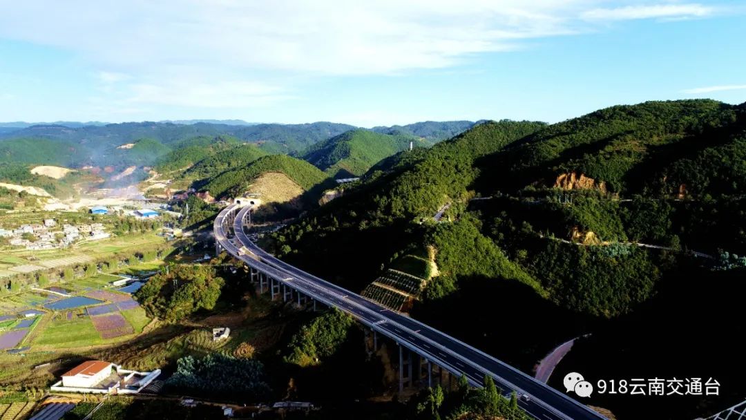 昌保高速公路分段建成