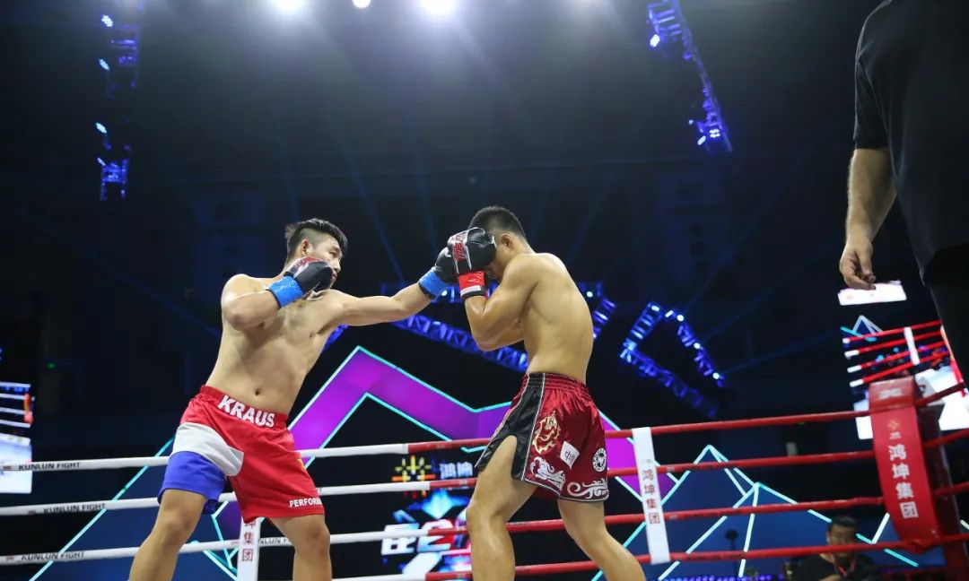 技术贴大爆料郑召玉当年飞膝ko马朔的秘诀是什么