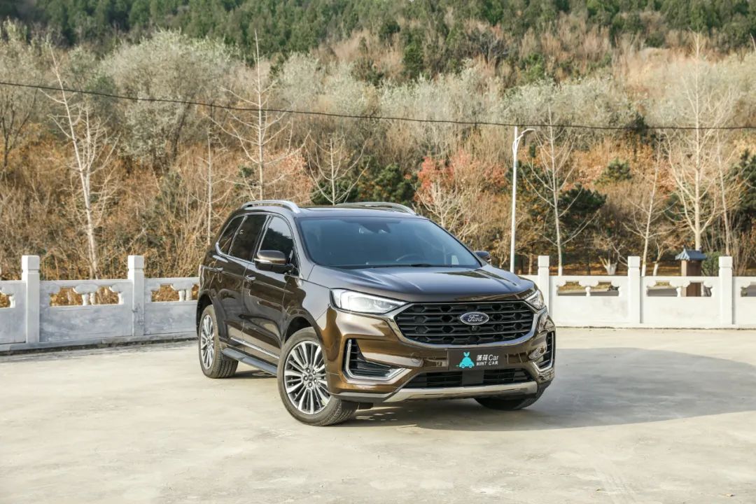 30万内科技与动力兼顾试驾大7座suv福特锐界plus