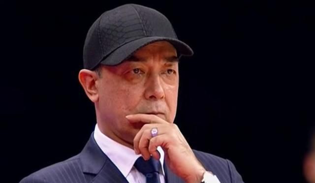 一个好的教练对球队的影响有多大，请看浴火重生的广州和上海男篮休闲区蓝鸢梦想 - Www.slyday.coM