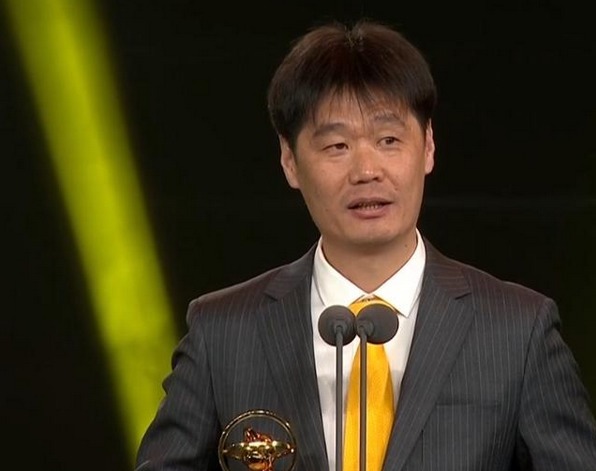 李铁被爆已从国足下课!李霄鹏或接手主帅一职,他能带来奇迹吗?休闲区蓝鸢梦想 - Www.slyday.coM 李铁被爆已从国足下课!李霄鹏或接手主帅一职,他能带来奇迹吗?休闲区蓝鸢梦想 - Www.slyday.coM