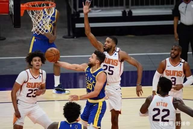 近17战17胜！赢勇士胜篮网！谁还能拦住他们？休闲区蓝鸢梦想 - Www.slyday.coM