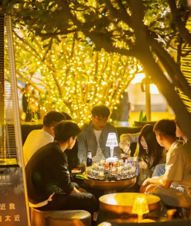 冬天到来前去武汉最独特的taos酒吧喝一杯吧