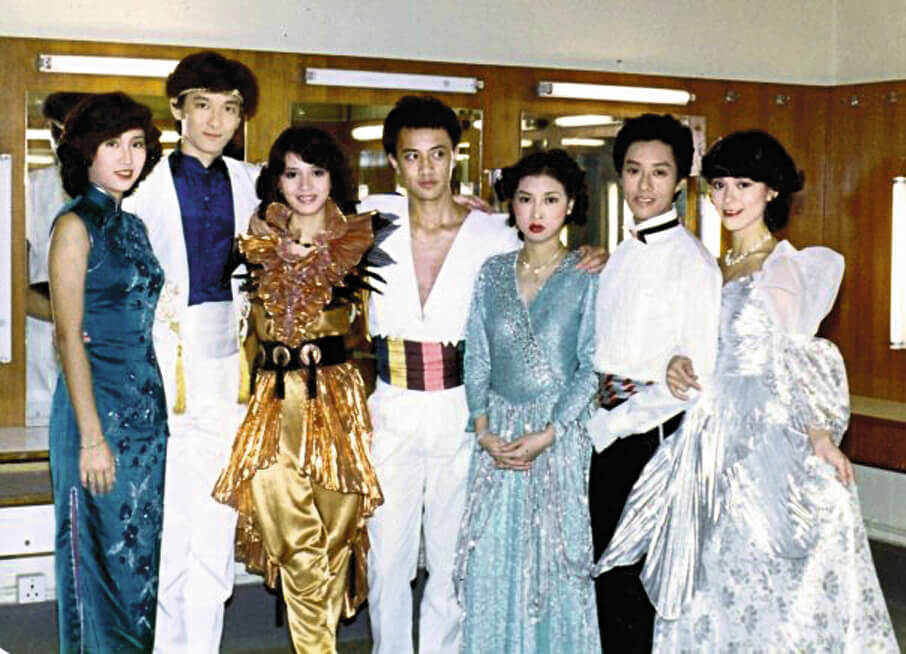 梅姐离世17年！28岁姨甥现身：妈咪、姨姨，我永远以你们为荣休闲区蓝鸢梦想 - Www.slyday.coM