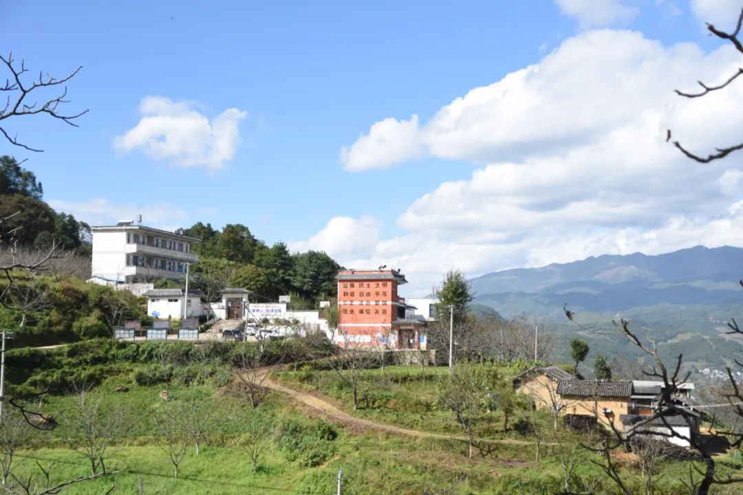 隆阳区瓦窑镇美丽乡村入画来