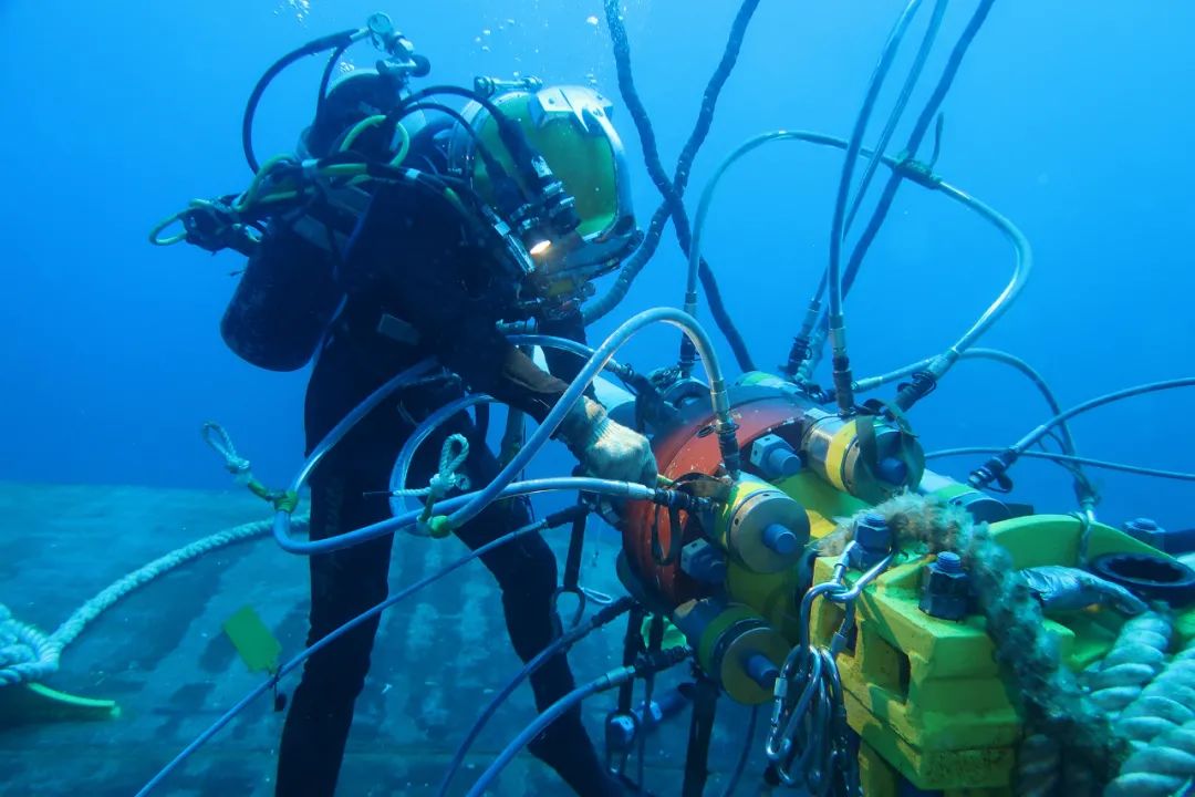 能源地理丨这里是"深海一号"_新浪财经_新浪网