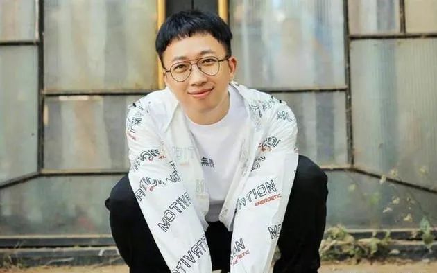 于正新剧《当家主母》被质疑毒死白猫，群演：官方一直在撒谎，拍摄两小时内猫被注射四五次不明液体休闲区蓝鸢梦想 - Www.slyday.coM