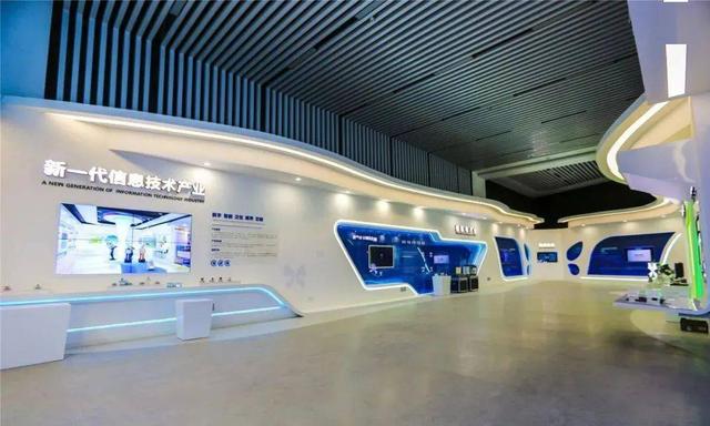 亿九孵化器助推460家企业"起飞"