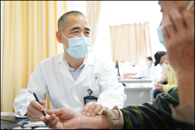 精诚至善团结协作深圳这家医院病人权益至上