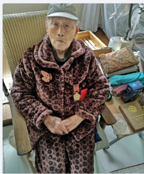 12月1日,记者再次联系上了杨伟.