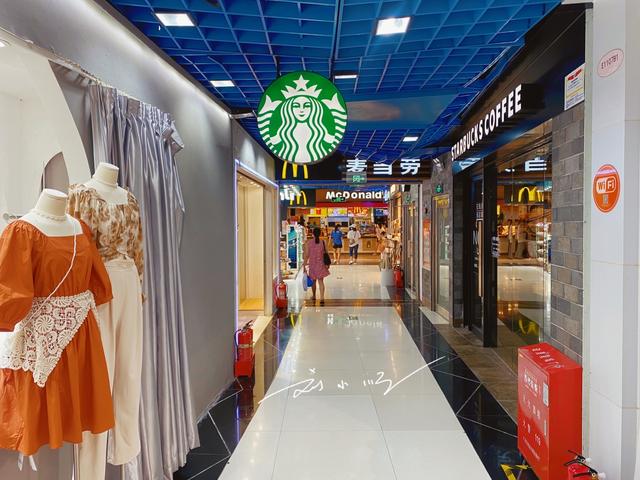 广州市中心有个动漫主题地下商场，两条地铁在此交汇，人气却一般休闲区蓝鸢梦想 - Www.slyday.coM