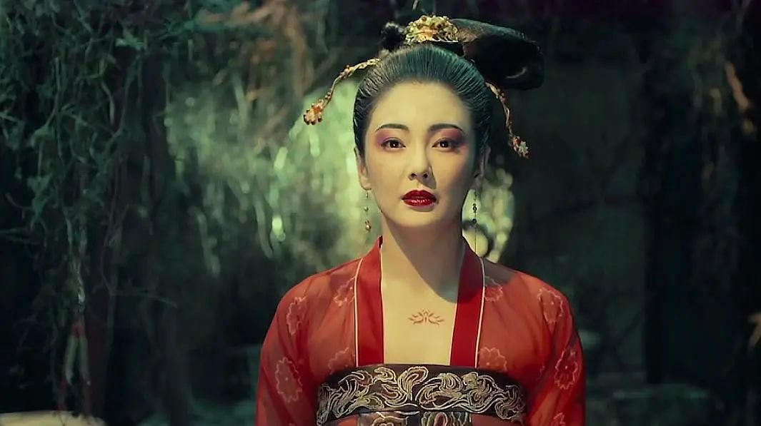 她竟然瘦了这么多?