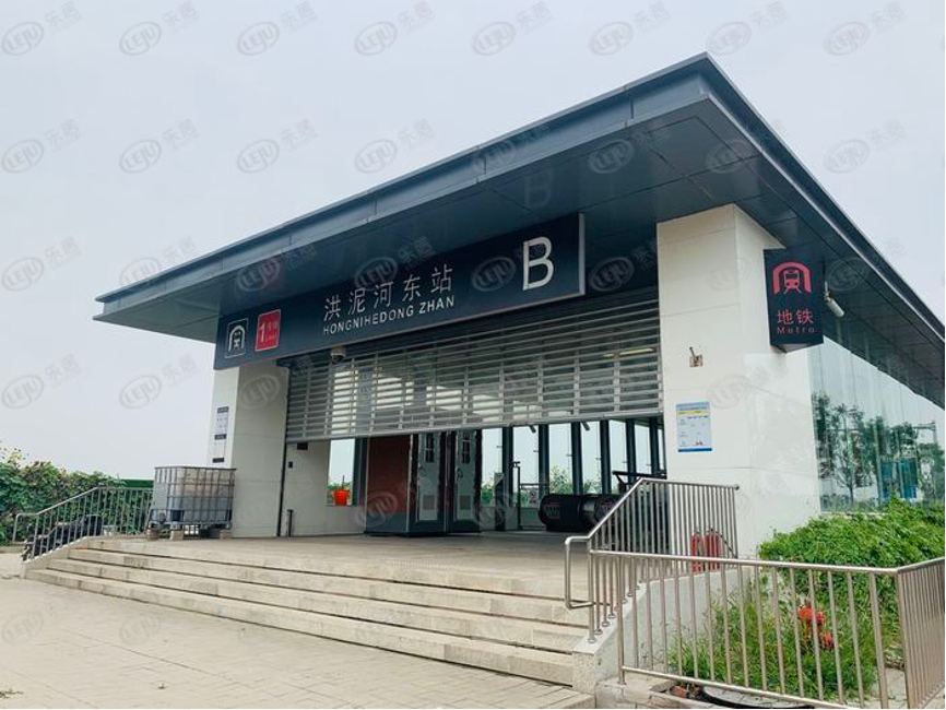 目前,地铁1号线东延至国家会展中心项目东延线已开通,包括高庄子站