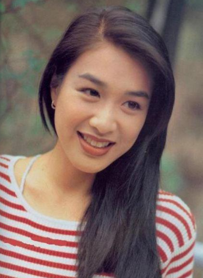 钟丽缇23岁女儿选美进8强,真实颜值撞脸“杨贵妃”__财经头条