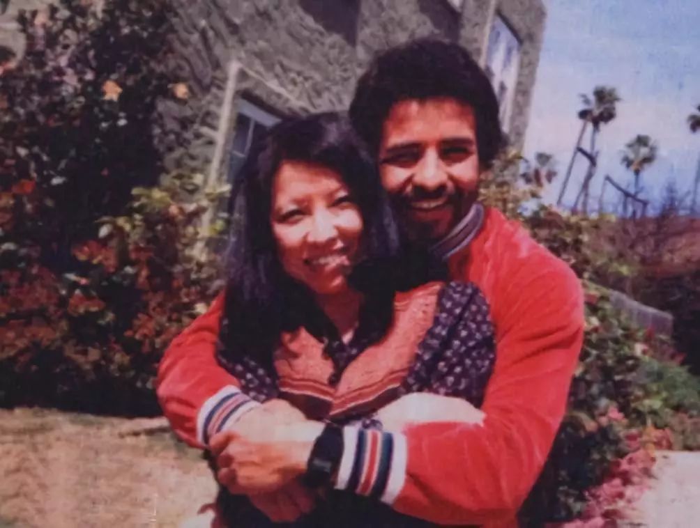 荷西去世已12年三毛为何还要自杀17年后遗书公布才知她的绝望