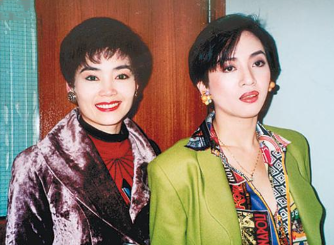 梅爱芳去世后,老公就带着两个孩子离开了香港,之后就杳无音讯,21年来