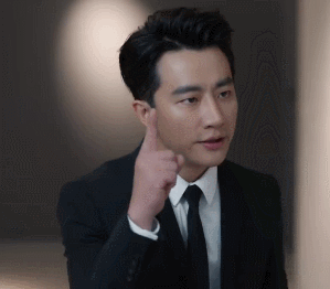 每当我觉得黄轩帅的时候