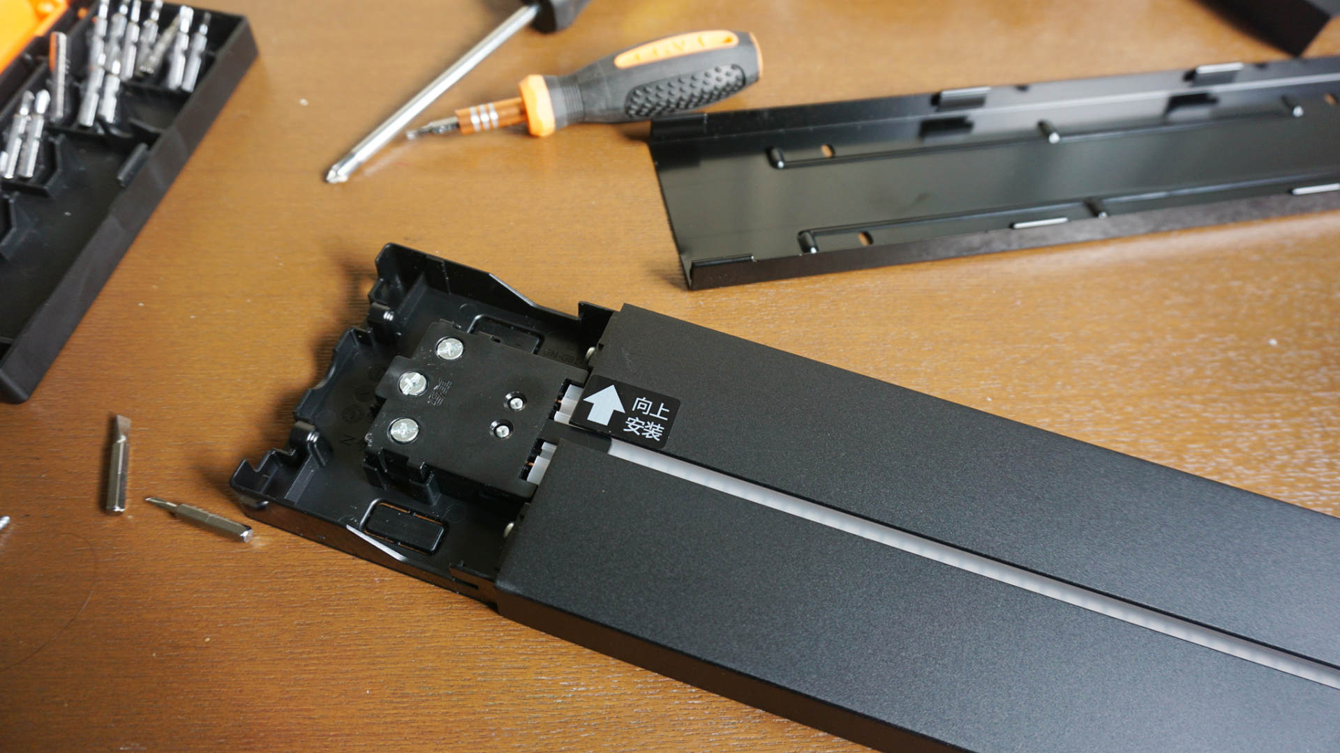 网红轨道插座值得买吗书房改造装修公牛轨道插座初体验