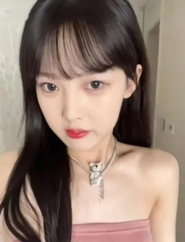 网红欧尼熊可心官宣恋情晒合照秀恩爱曾因恋爱受阻控诉父母