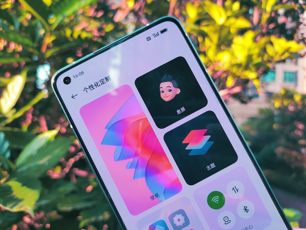 opporeno7pro优雅和性能体验兼顾的时尚机型