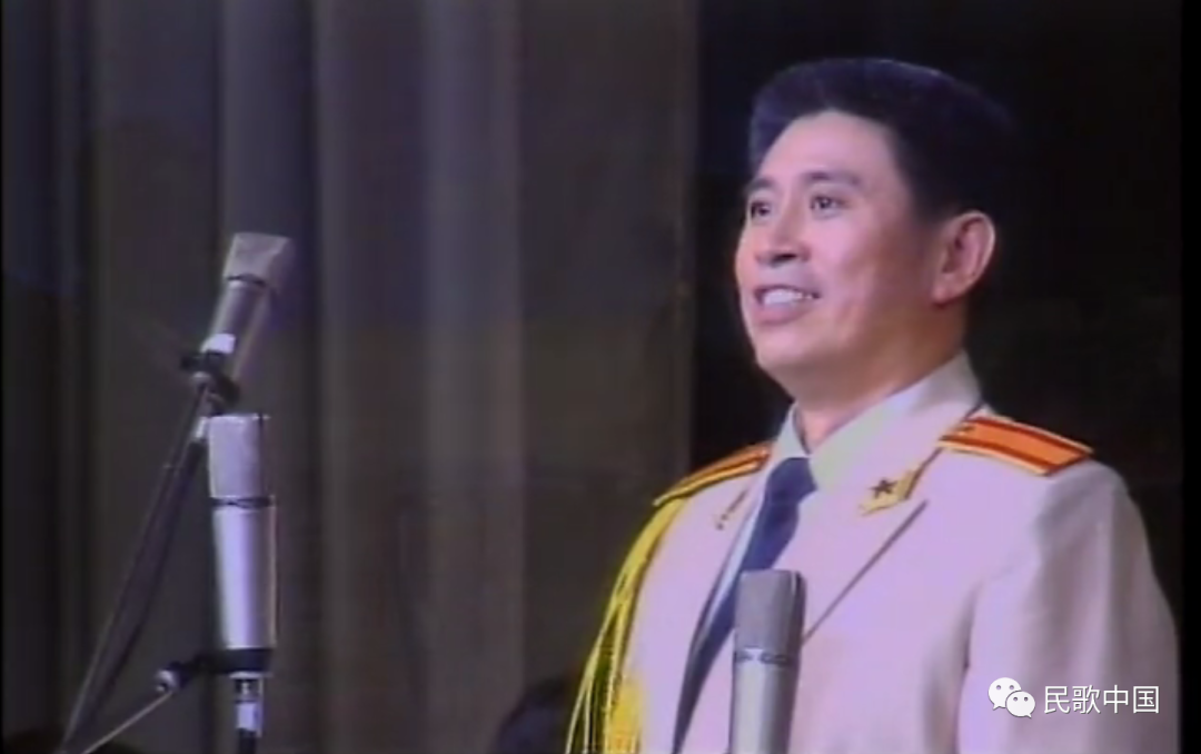 著名歌唱家程志深情唱响《长江之歌》,听得人心潮澎湃!
