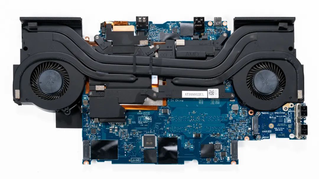 m15 r5的拆机实拍图,4热管双风扇的组合,和戴尔 游匣g15的散热规格